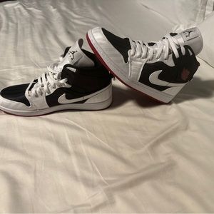 Nike shoes, air Jordans